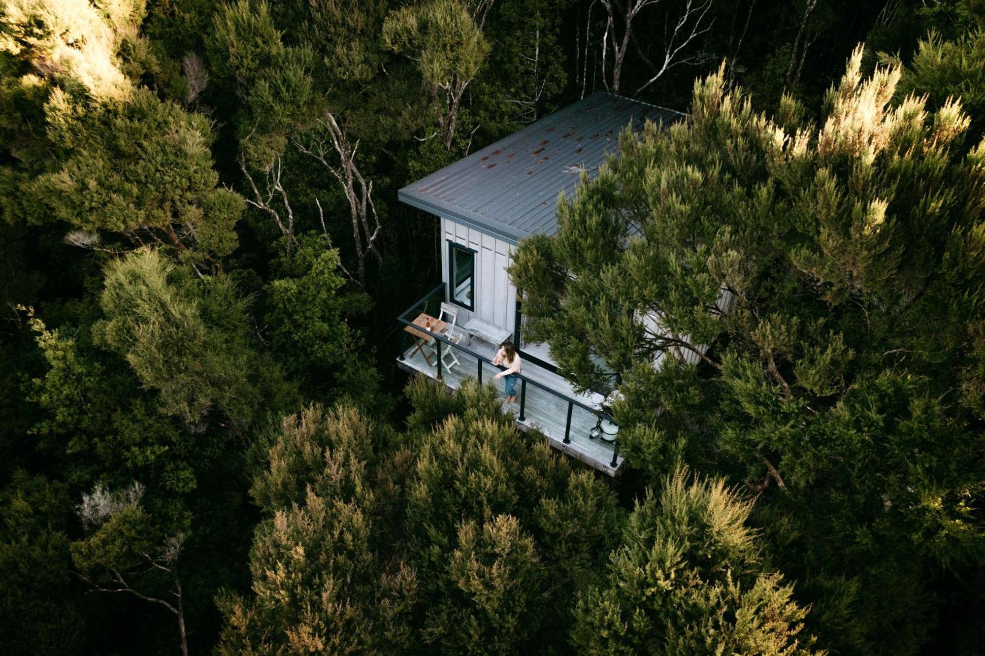 Treetop Tranquility At Rekindle Tree Houses Opua Exterior foto